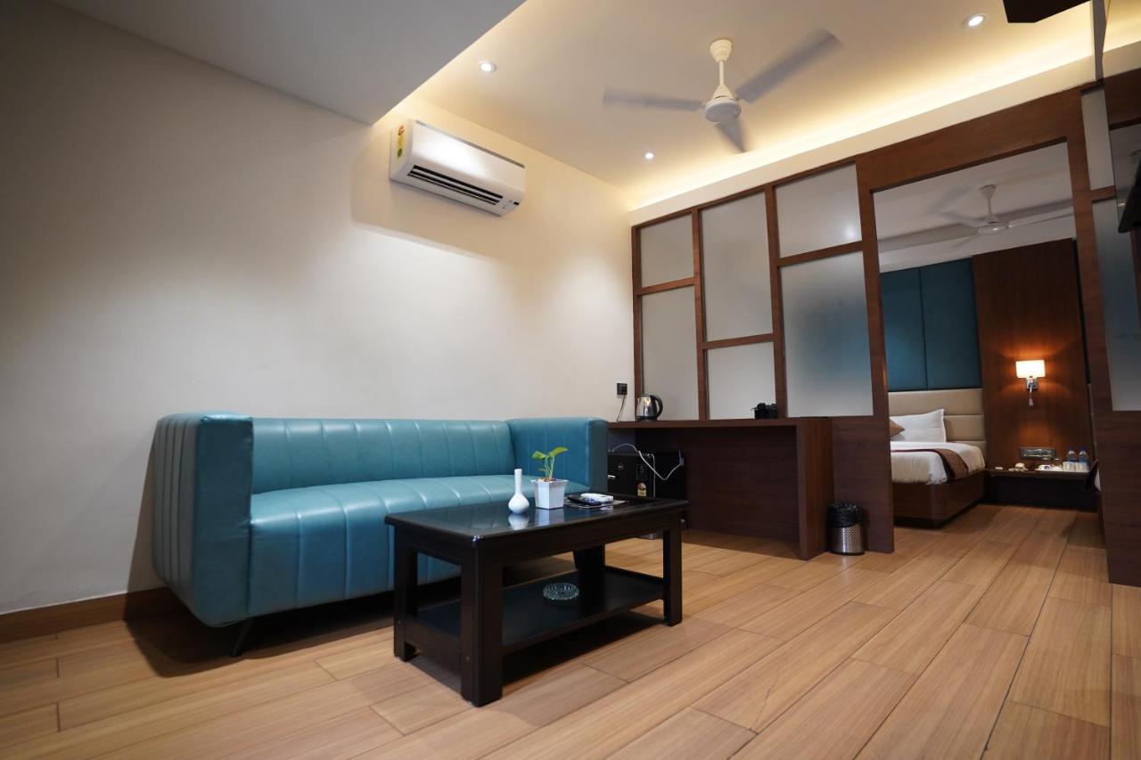 Hotel The Venue Dhanbād Buitenkant foto