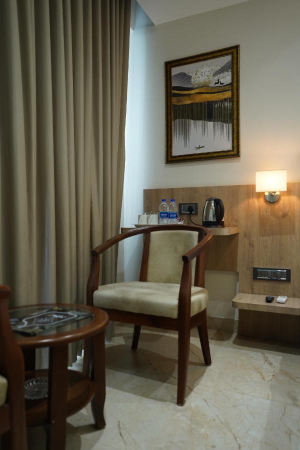Hotel The Venue Dhanbād Buitenkant foto